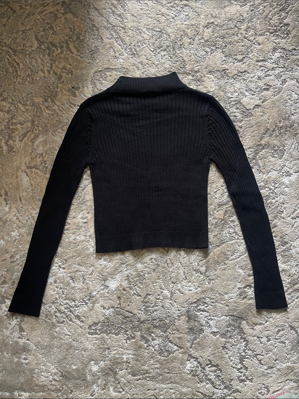 Cropped Black Ribbed Turtleneck Sweater